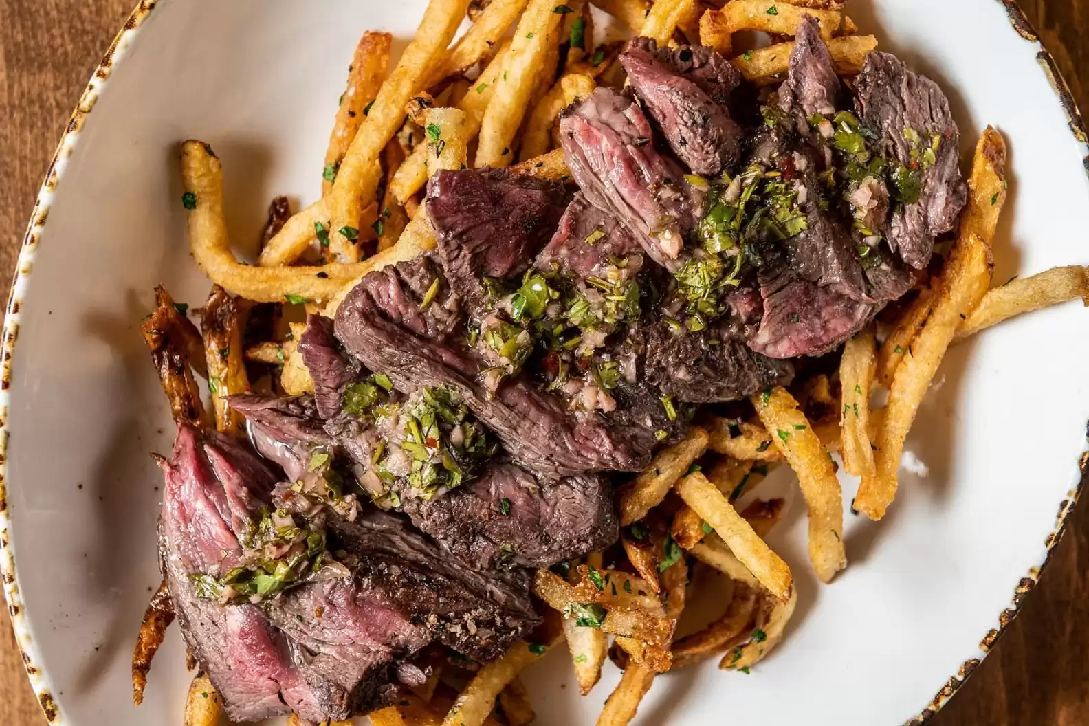 The Crunkleton signature dishes Steak Frites
A Really Good Burger
House-Made Pecan Pie